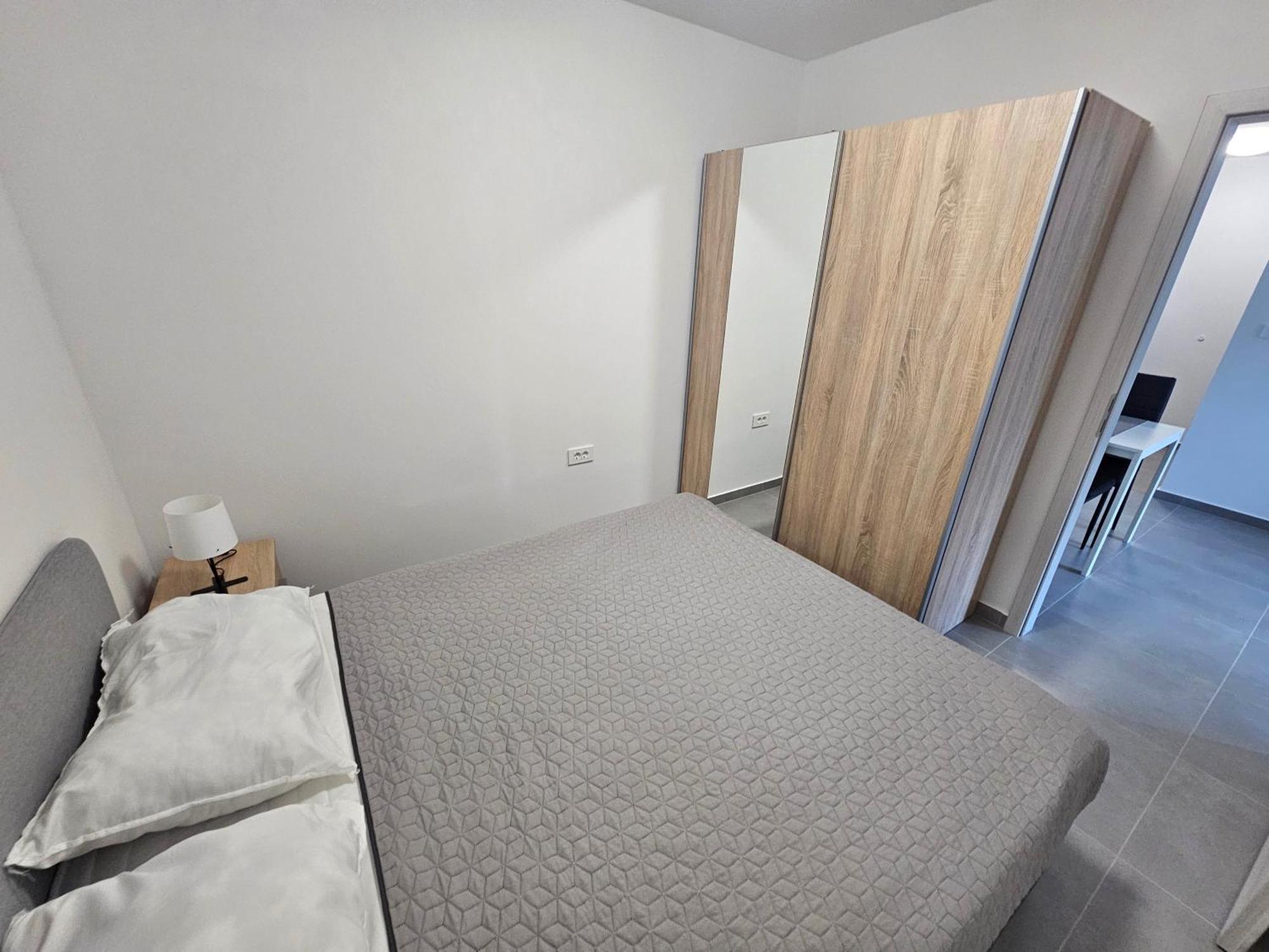 Apartma Bertoki Koper Exteriör bild
